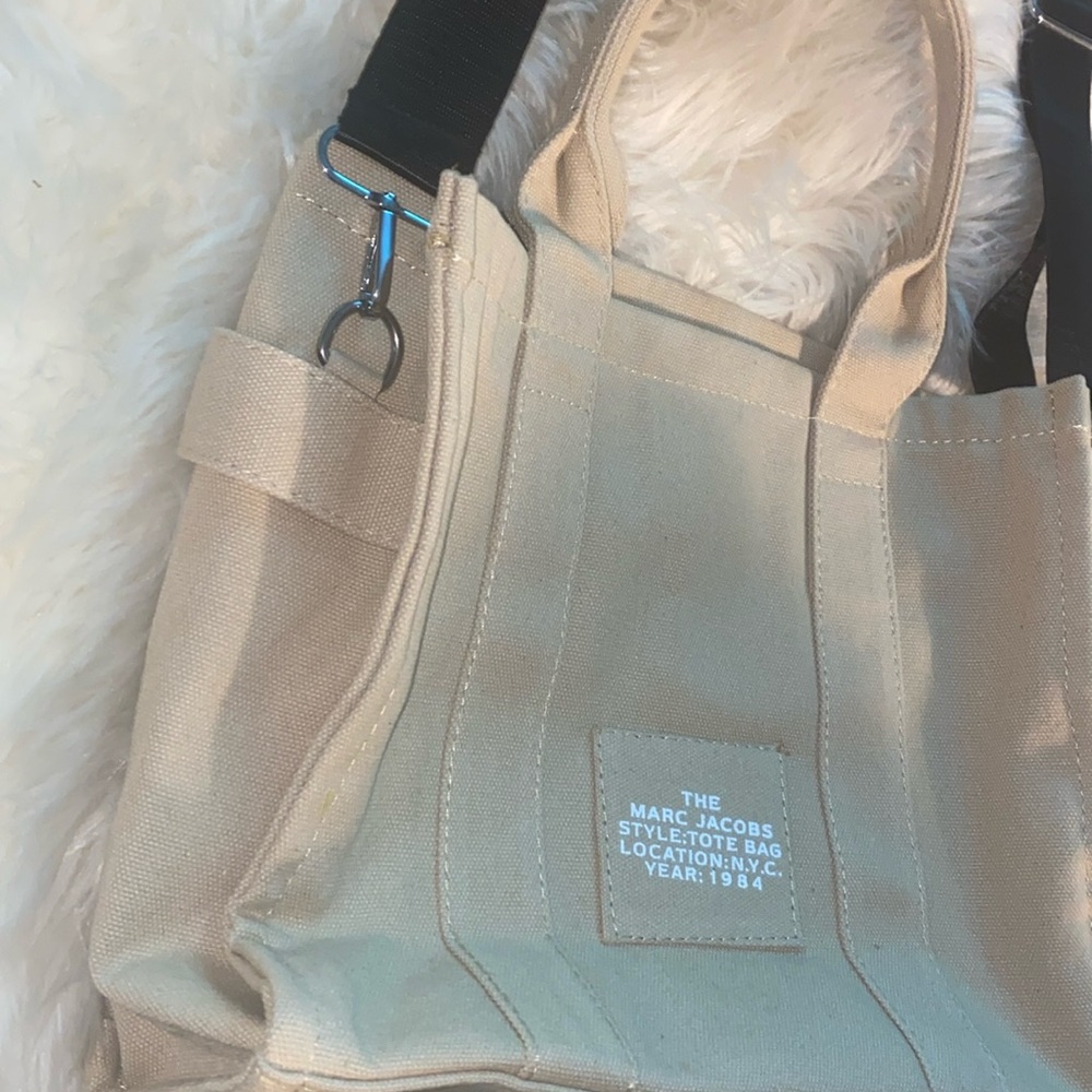 🆕Handbag👜 - Picture 4 of 6